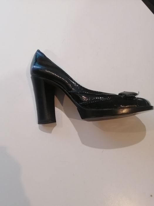 Женские туфельки