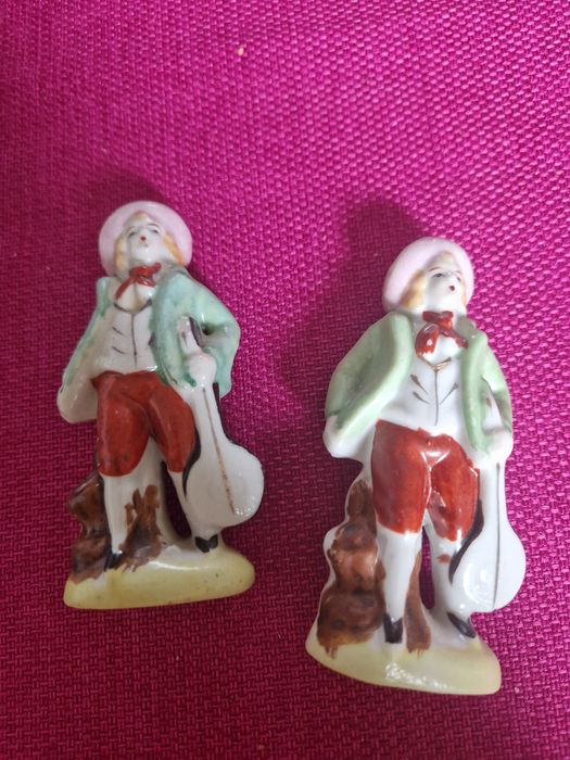 Figurki porcelanowe dwie sztuki