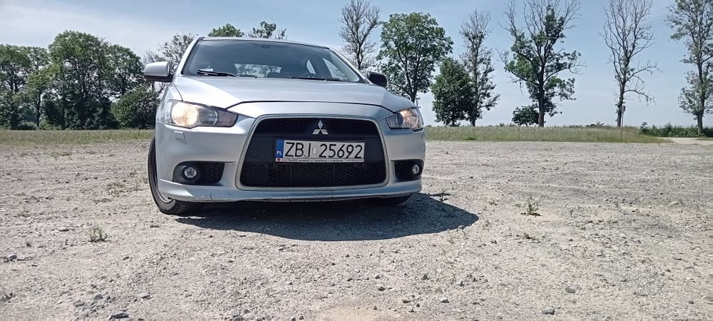 Mitsubishi Lancer