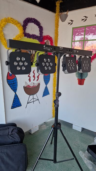 Equipamento de luzes tri led