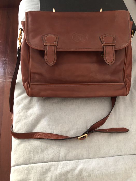 Mala de senhora em pele