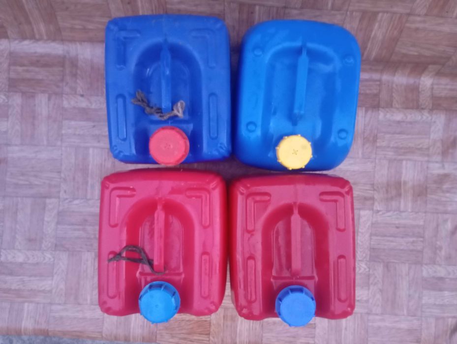 Канистры 20 литровые