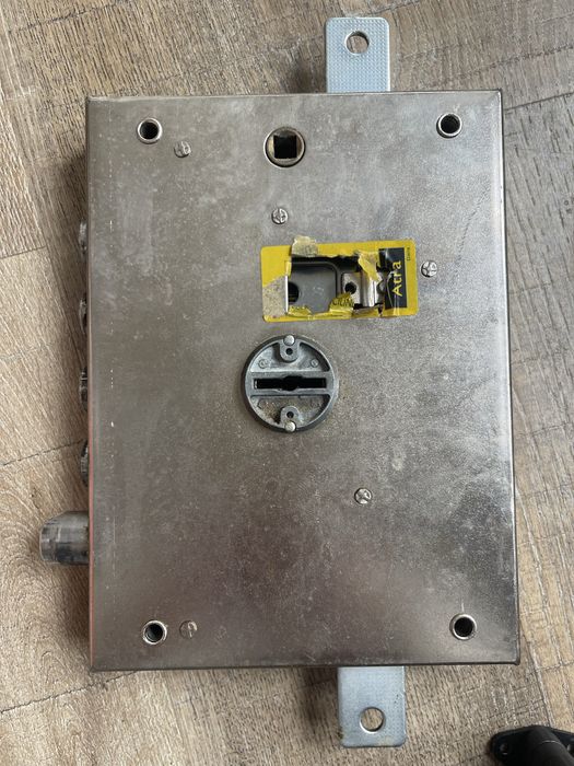 Fechadura Dierre com 3 chaves