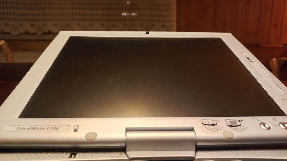 Acer Travelmate C100 - uszkodzony