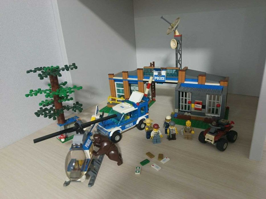 Lego City 4440 Пост лісової поліції