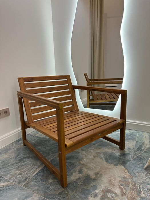 Крісла для дому , кафе, шоурму , з подушками 2 шт