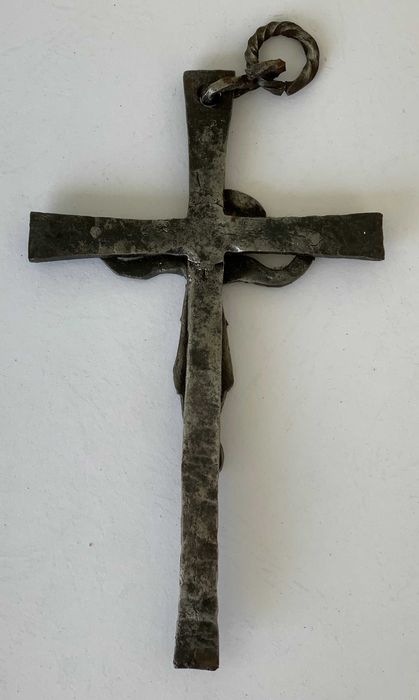 Cruxifixo de ferro, muito antigo