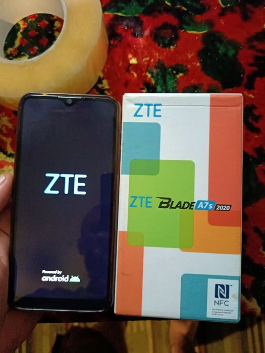 Продам телефон ZTE