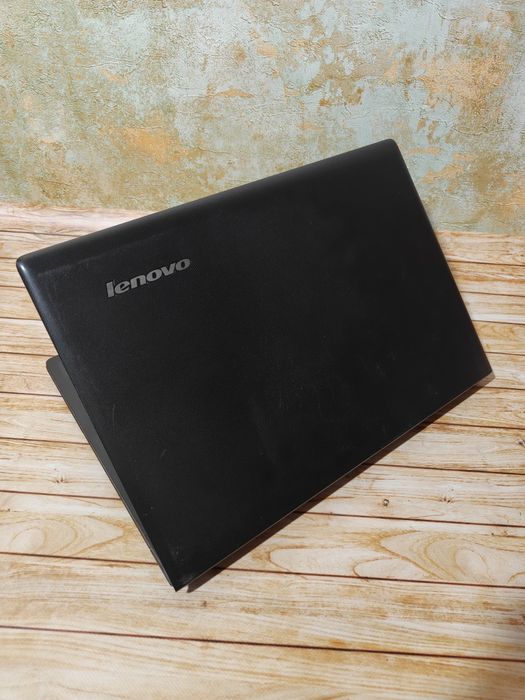 Ноутбук Lenovo IdeaPad 15.6" / Intel i3 / SSD 240GB, ТОРГ