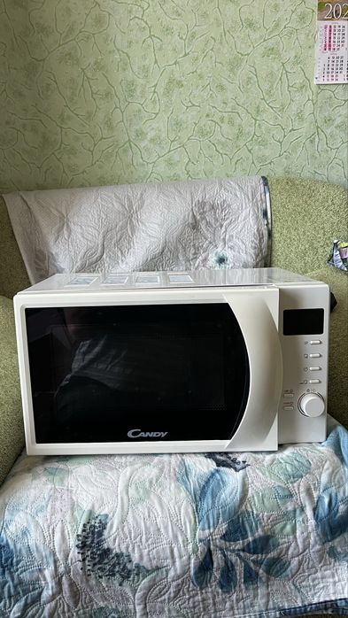 Микровалновая печ CANDY