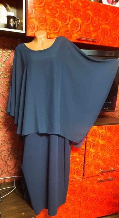 Нарядное платье сукня большого размера.