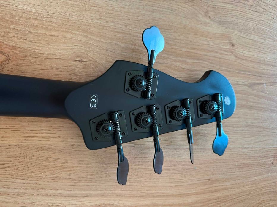 Baixo 5 cordas - Harley Benton MB-5 SBK Deluxe Series