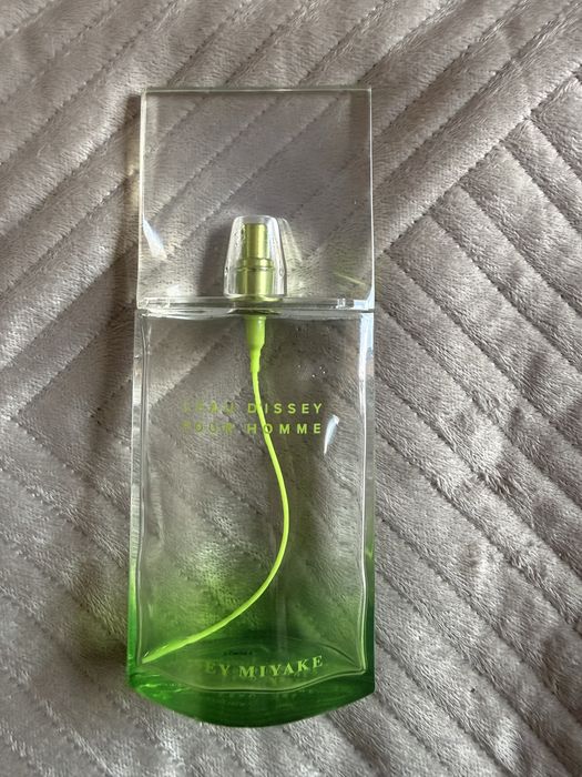 Pusty flakon butelka po perfumie z 2007r Issey Miyake Armani Sandalwood Tiffany
