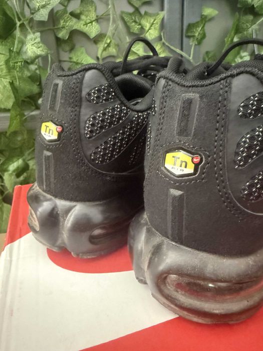 Nike Air MAX PLUS TN 43EU Czarne