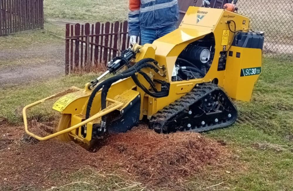 Frezowanie pni drzew