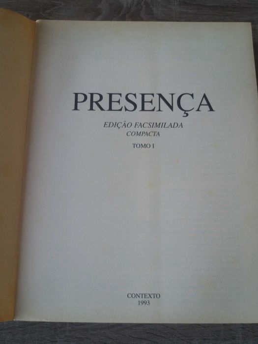 Edição facsimilada da Presença