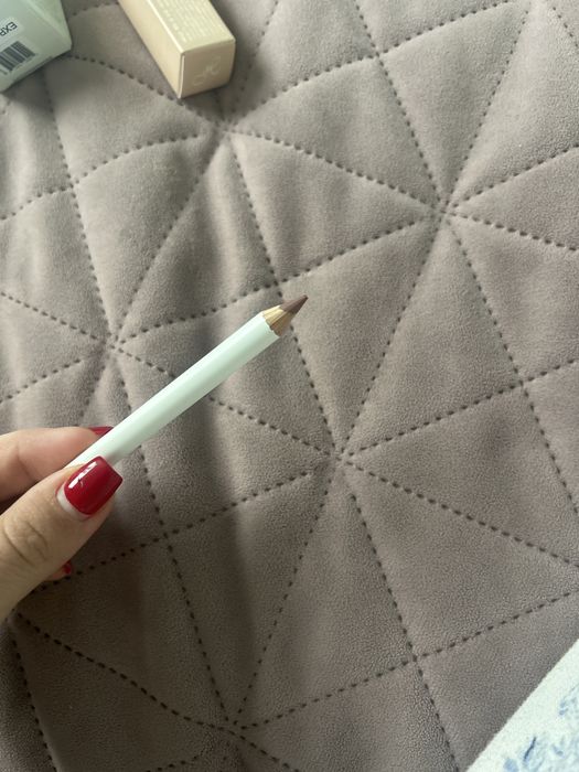 Unico новий олівець