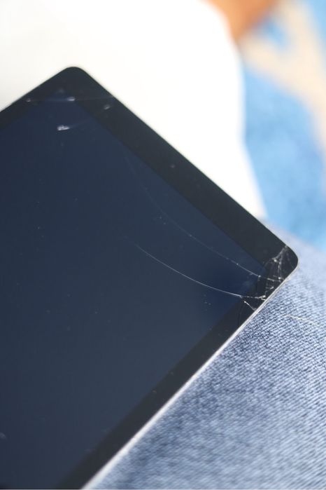 iPad Pro 9.7” 32GB + стилус (аналог Apple Pencil)