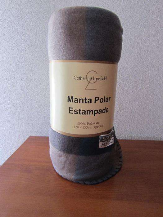 Manta Polar Estampada Castanha e Azul ao Xadrez Catherine Lansfield 12