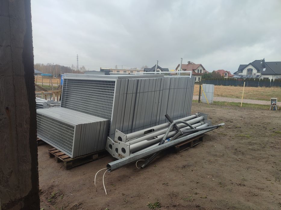 Panele ogrodzeniowe siatka