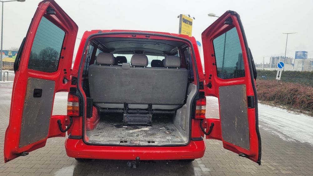 VW T5 - 9 osobowy - 1.9 TDI - Tempomat - Webasto - hak