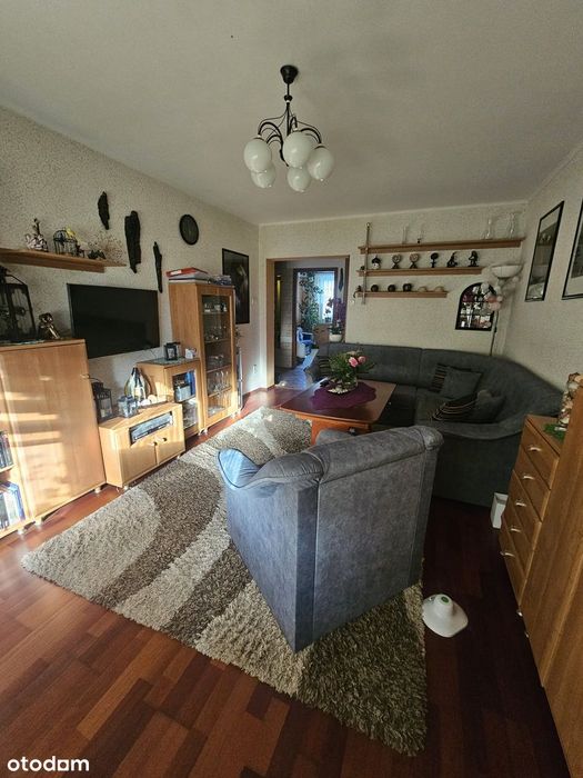 Mieszkanie 3 pokojowe z dużą kuchnią na 1 piętrze os. Sady