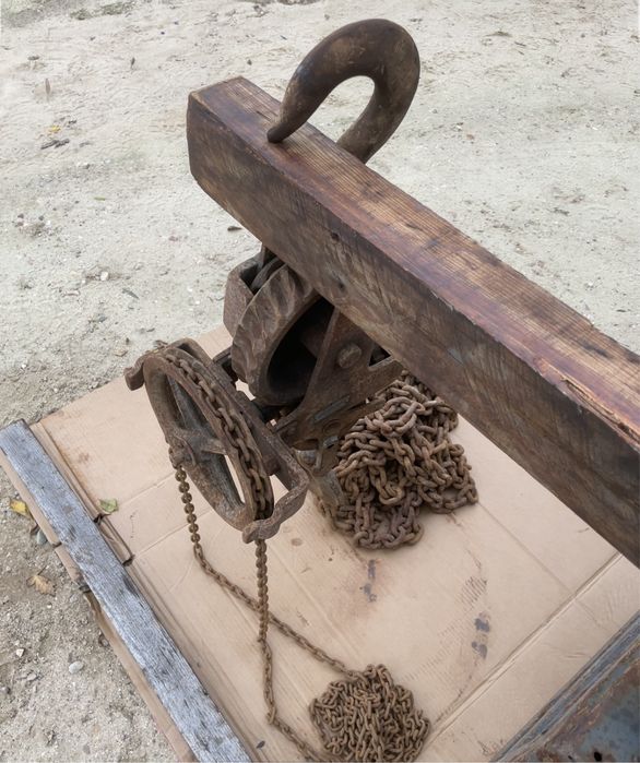 Cadernal 2000kg (muito antigo)