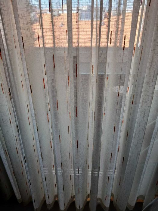 Vendo CORTINADOS, varão e acessórios