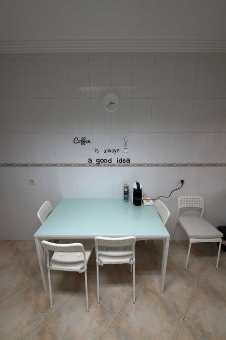 Quarto com varanda – Castêlo da Maia | Próximo do ISMAI e Metro