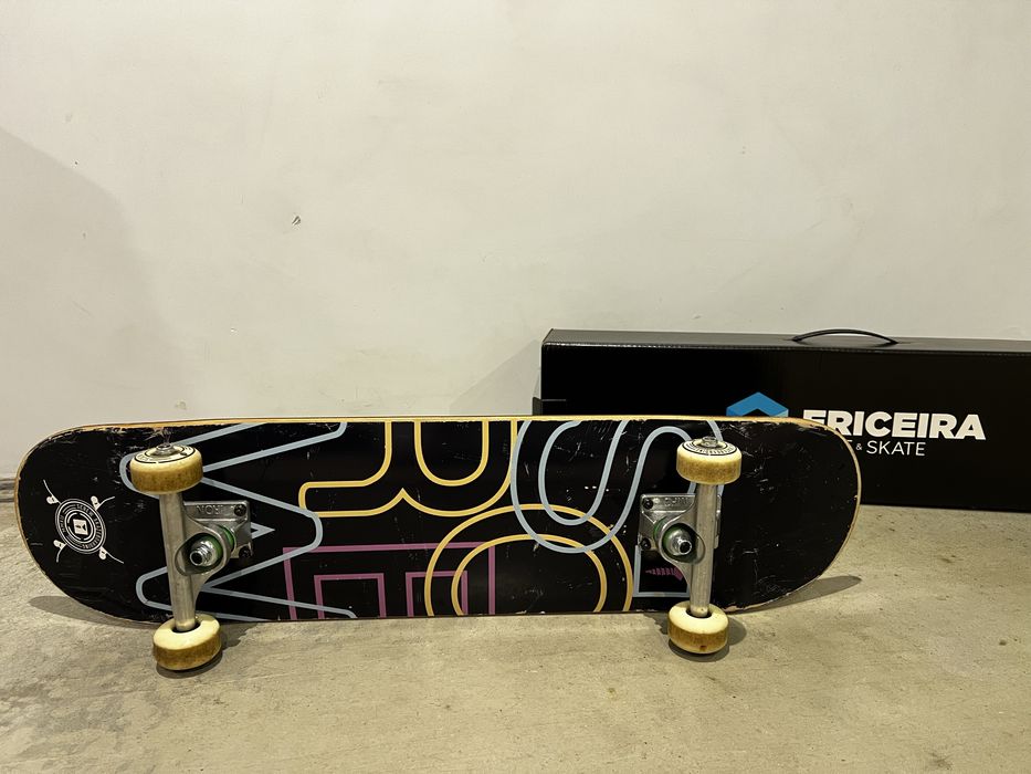 Skate Screw Ericeira + Caixa