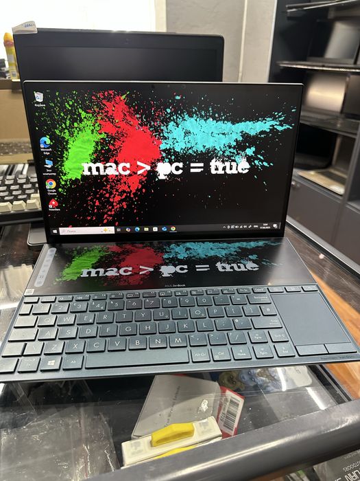 Эксклюзивный игровой ноутбук с двумя экранами intel i7