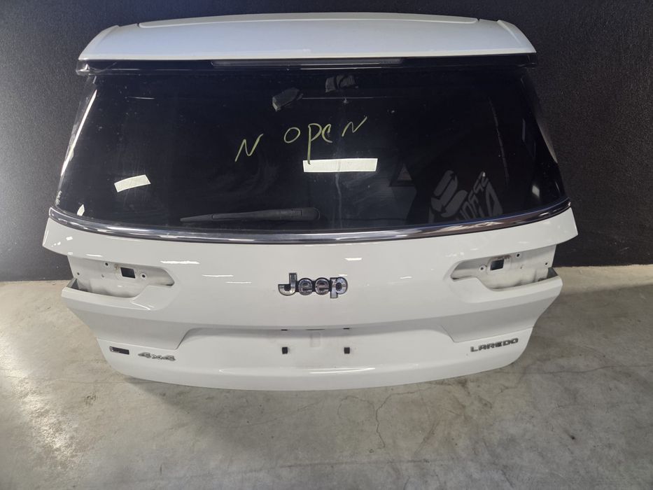 Klapa bagażnika pokrywa szyba kompletna Jeep Grand Cherokee wl biały PW7 po 21r- wysyłka