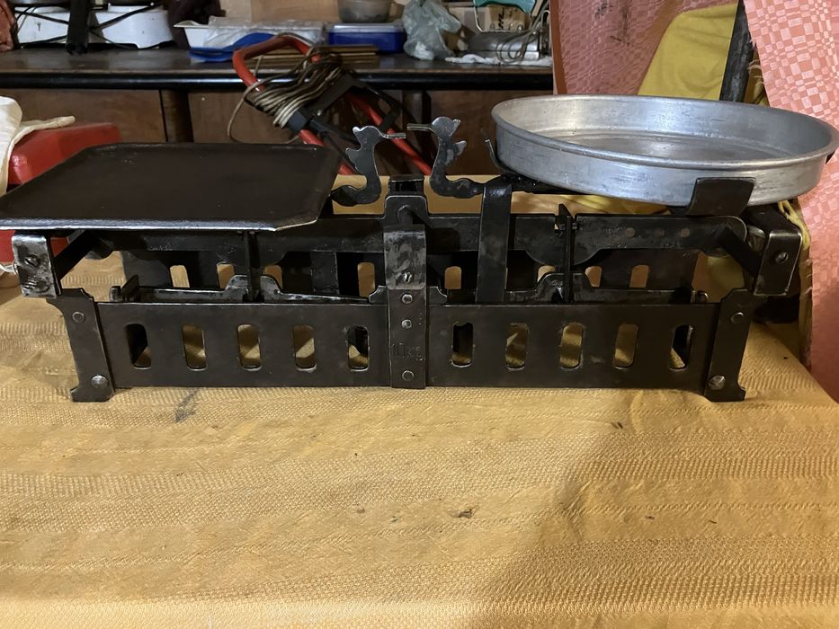 Stara waga na ciezarki 10 kg