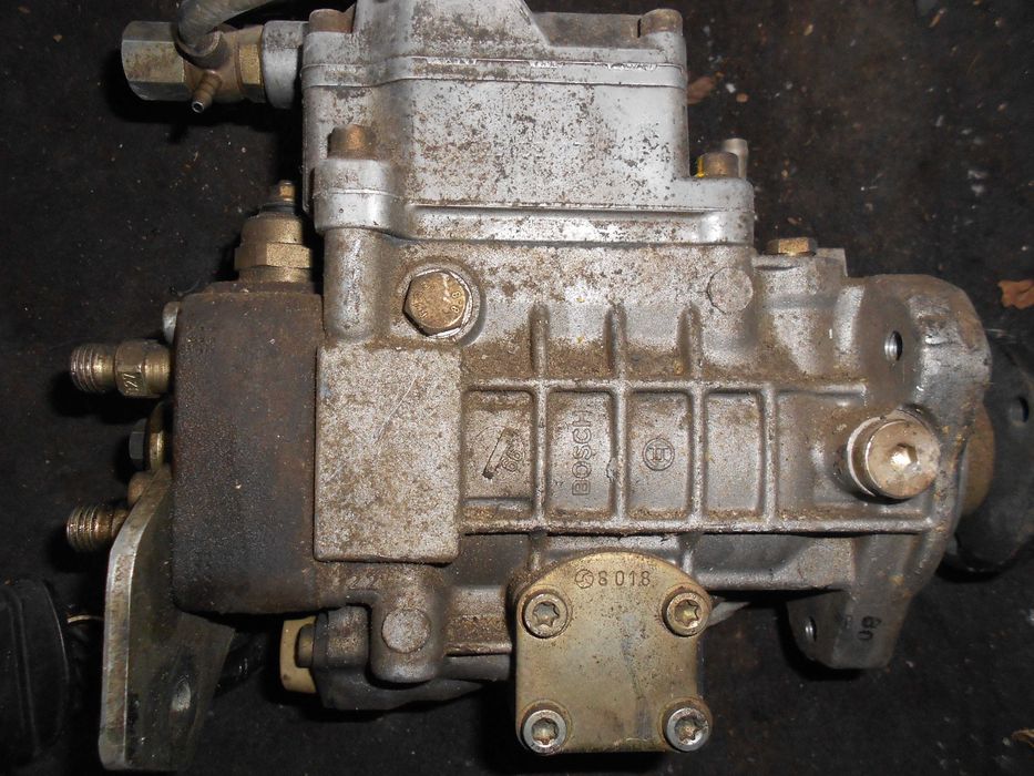 Топливний насос гольф4