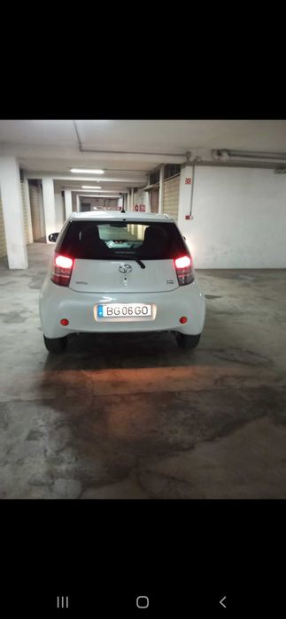Toyota iq impecável