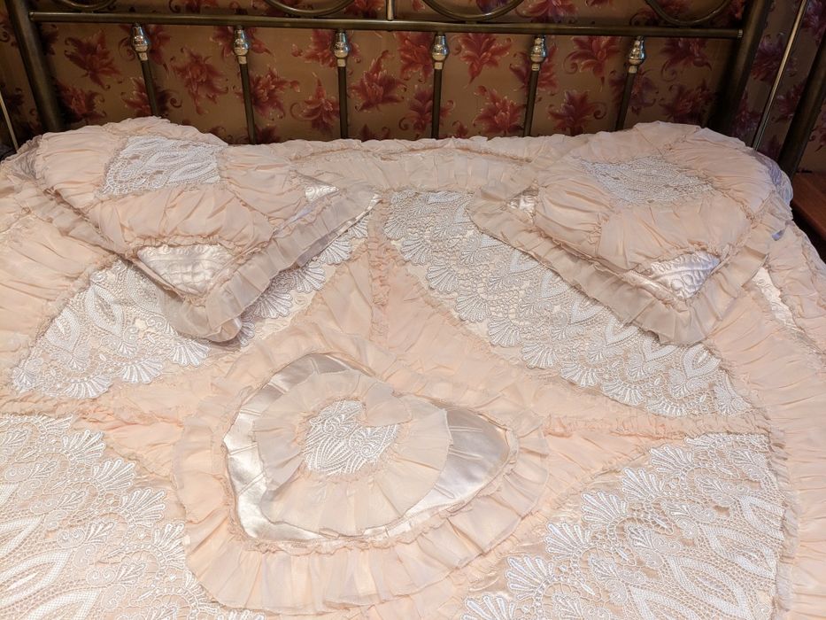 Покрывало на кровать