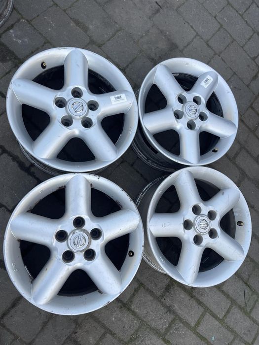 Диски R16 5/114.3 Nissan X-Trail 403008H327