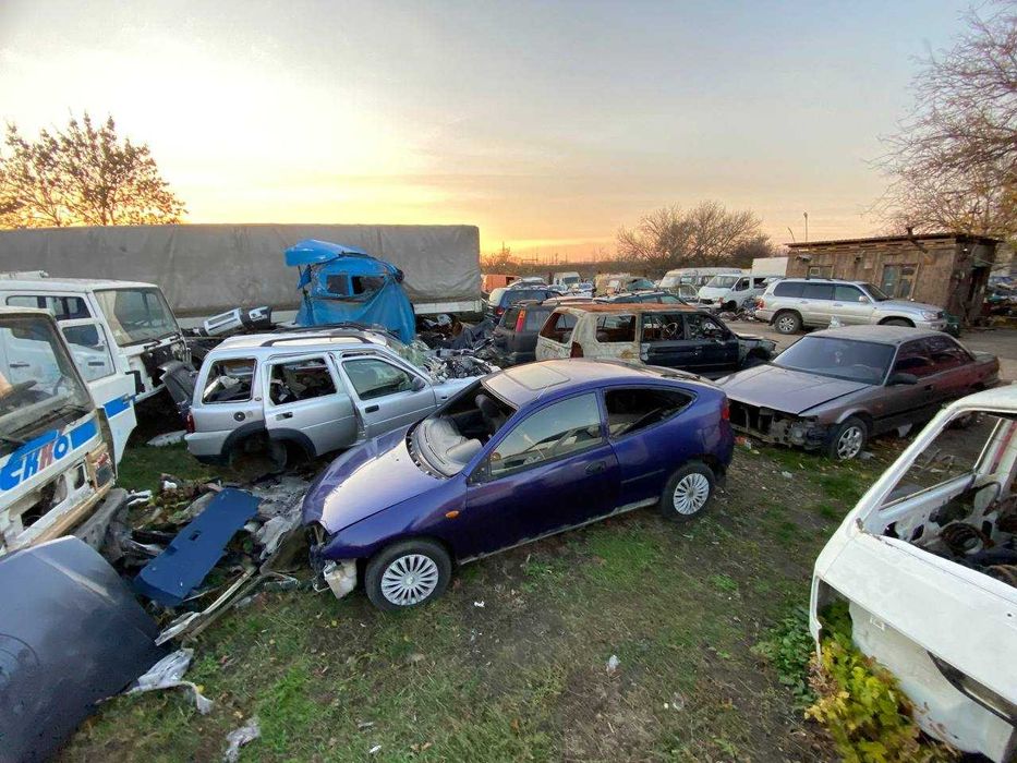 Mazda 323 323F 323C / Мазда BA, BG - разборка (запчасти)