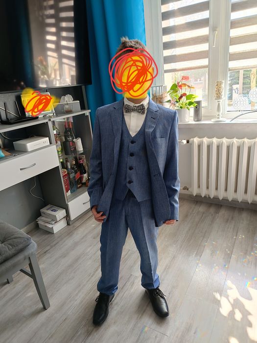 Sprzedam garnitur do komunii dla chłopca 146-152