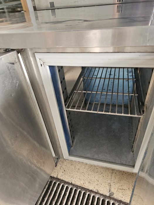 Bancada de inox refrigerada