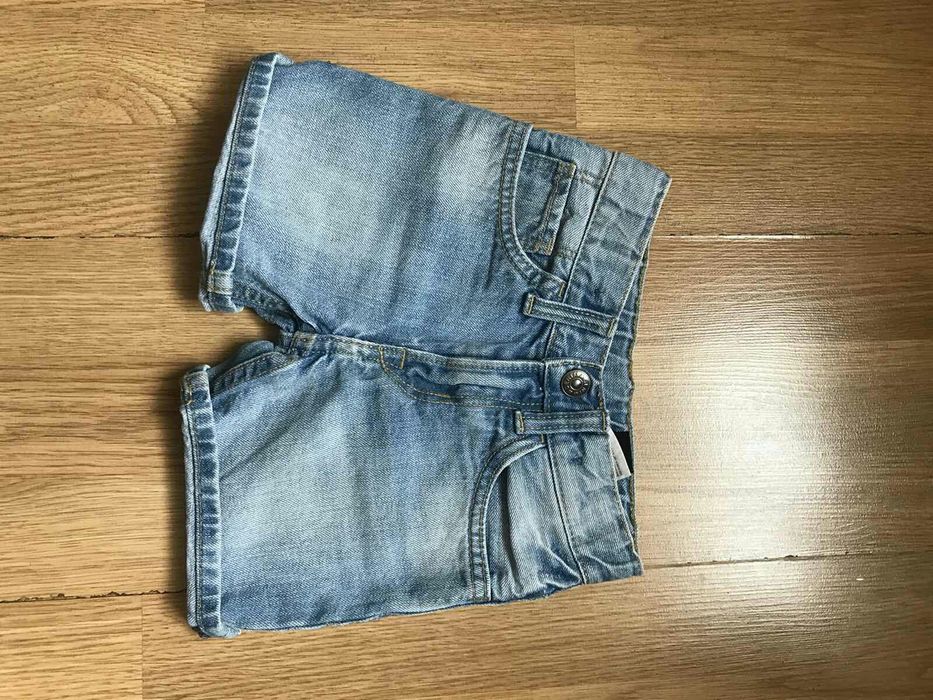 Дитячі крутяцькі шорти H&M розміром на 1,5-2 роки, носили довше