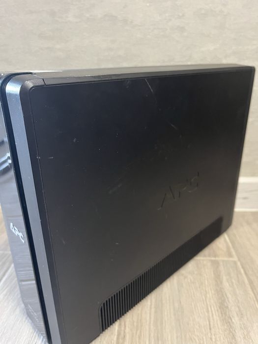 Бесперебойник APC Back-UPS Pro 1200VA (BR1200GI).