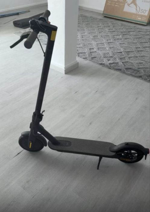 Trotinete xiaomi esential