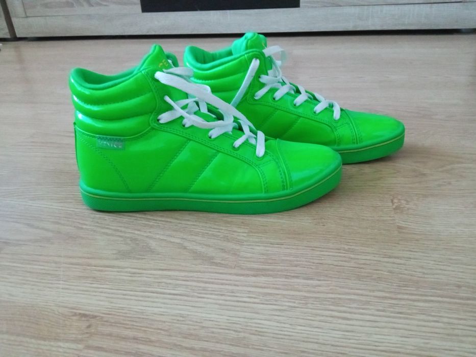 Buty za kostkę młodzieżowe 39
