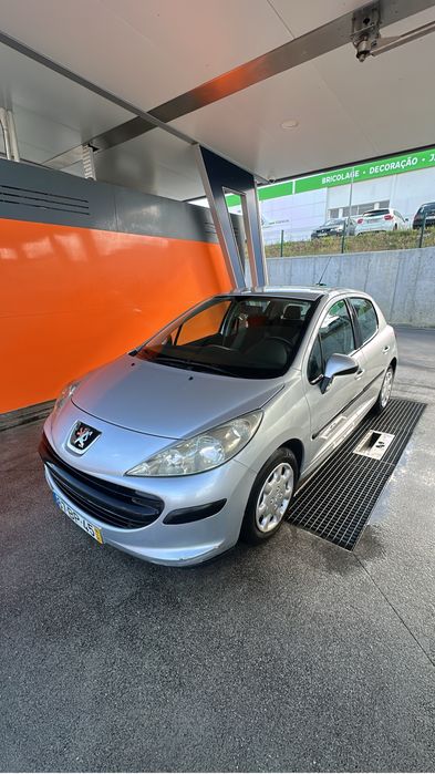 Peugeout 207 1.4hdi ano 2006