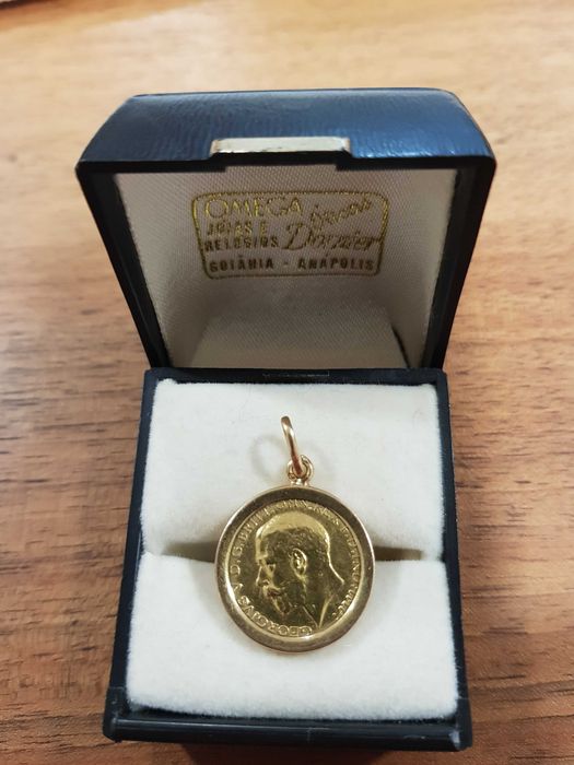 Meia Libra ouro com aro 22K Jorge V de 1911