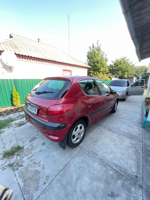 Продаж автомобіля Peugeot