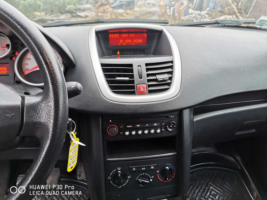 Peugot 207 1.4 HDI Diesel 95.000 przebiegu REZERWACJA DO 23.12