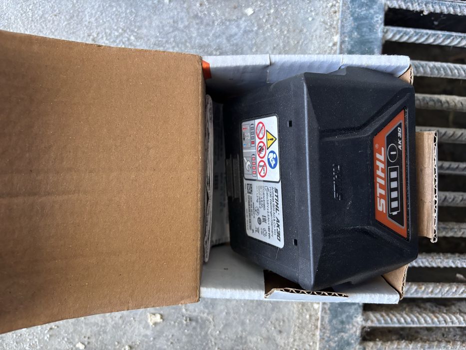 Corta-Relva a Bateria STIHL RMA 339