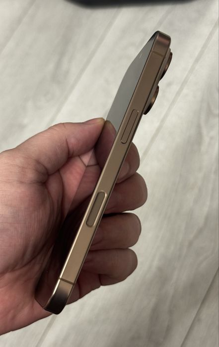 iPhone 16 Pro 128gb Dessert Titanium